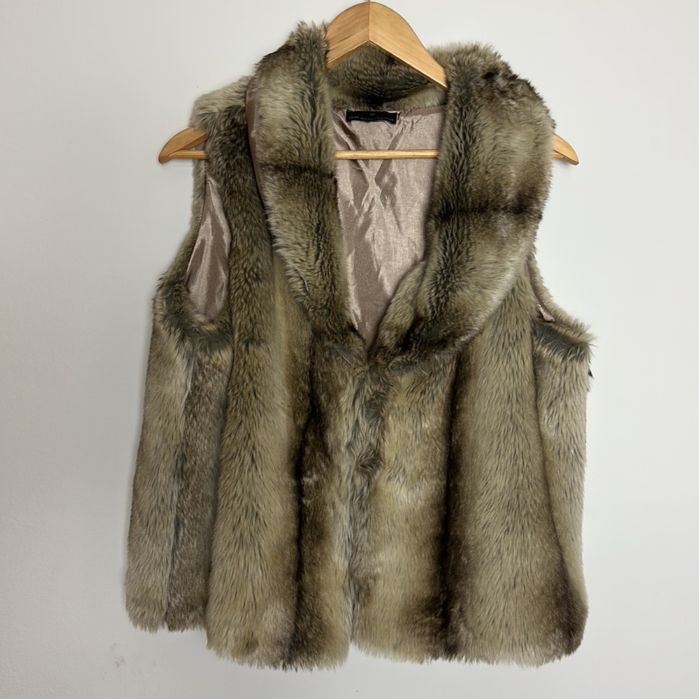 Fenn Wright Manson Women's Faux Fur Cashmere Blend Vest size Large